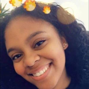 Meet your Posher, Deja